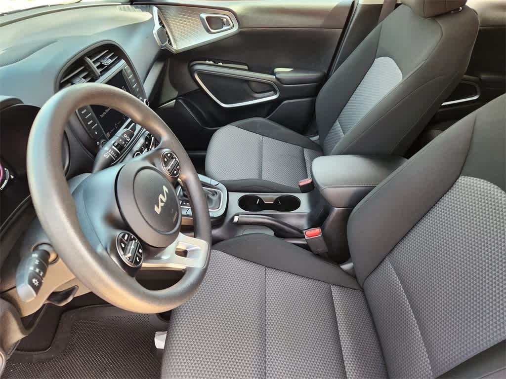 Thumbnail: 2024 Kia Soul - 13