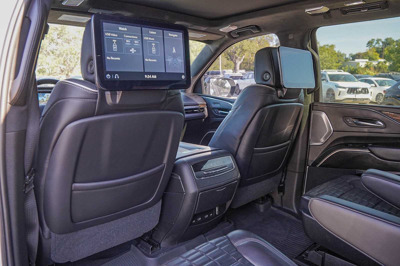 Thumbnail: 2021 Cadillac Escalade - 29