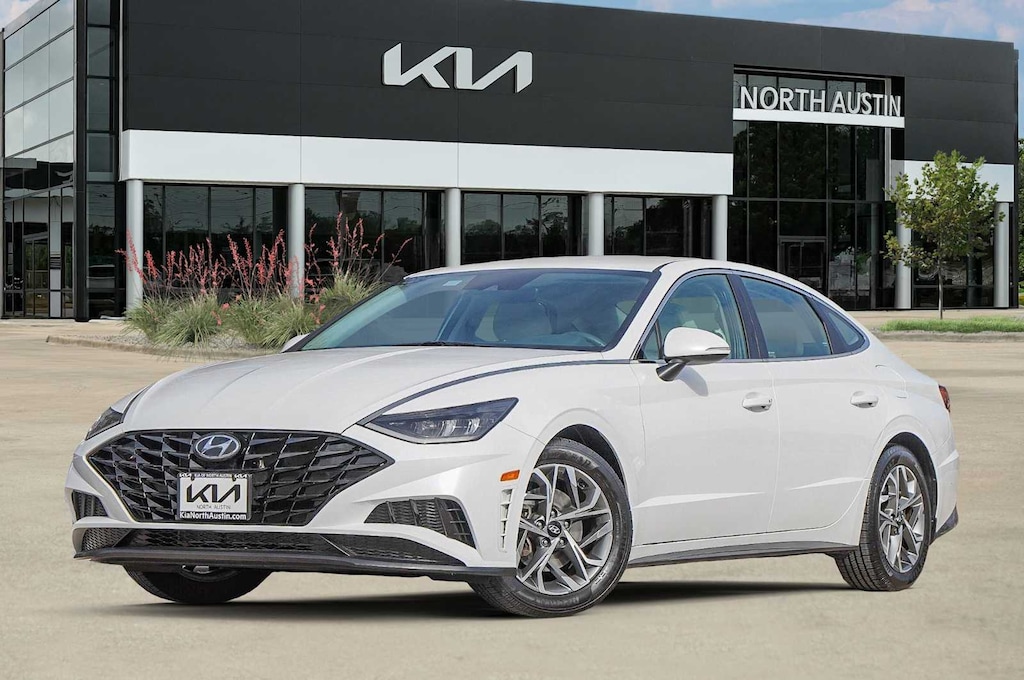Used 2022 Hyundai Sonata SEL Sedan