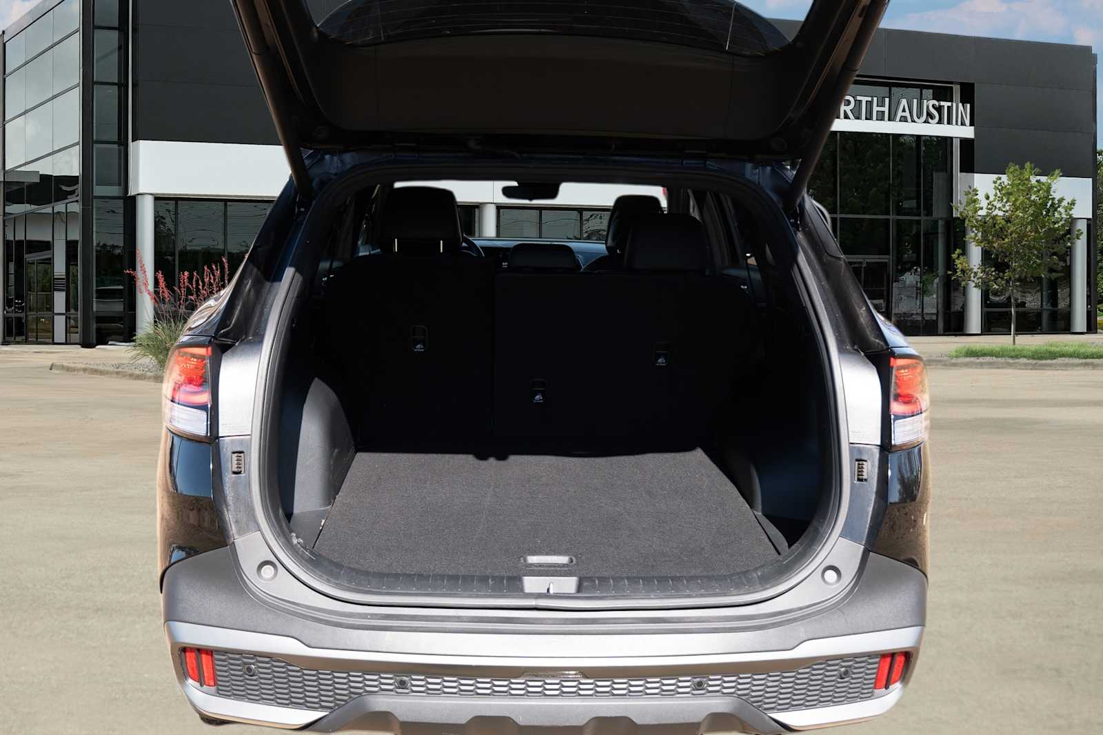 Thumbnail: 2023 Kia Sportage - 29