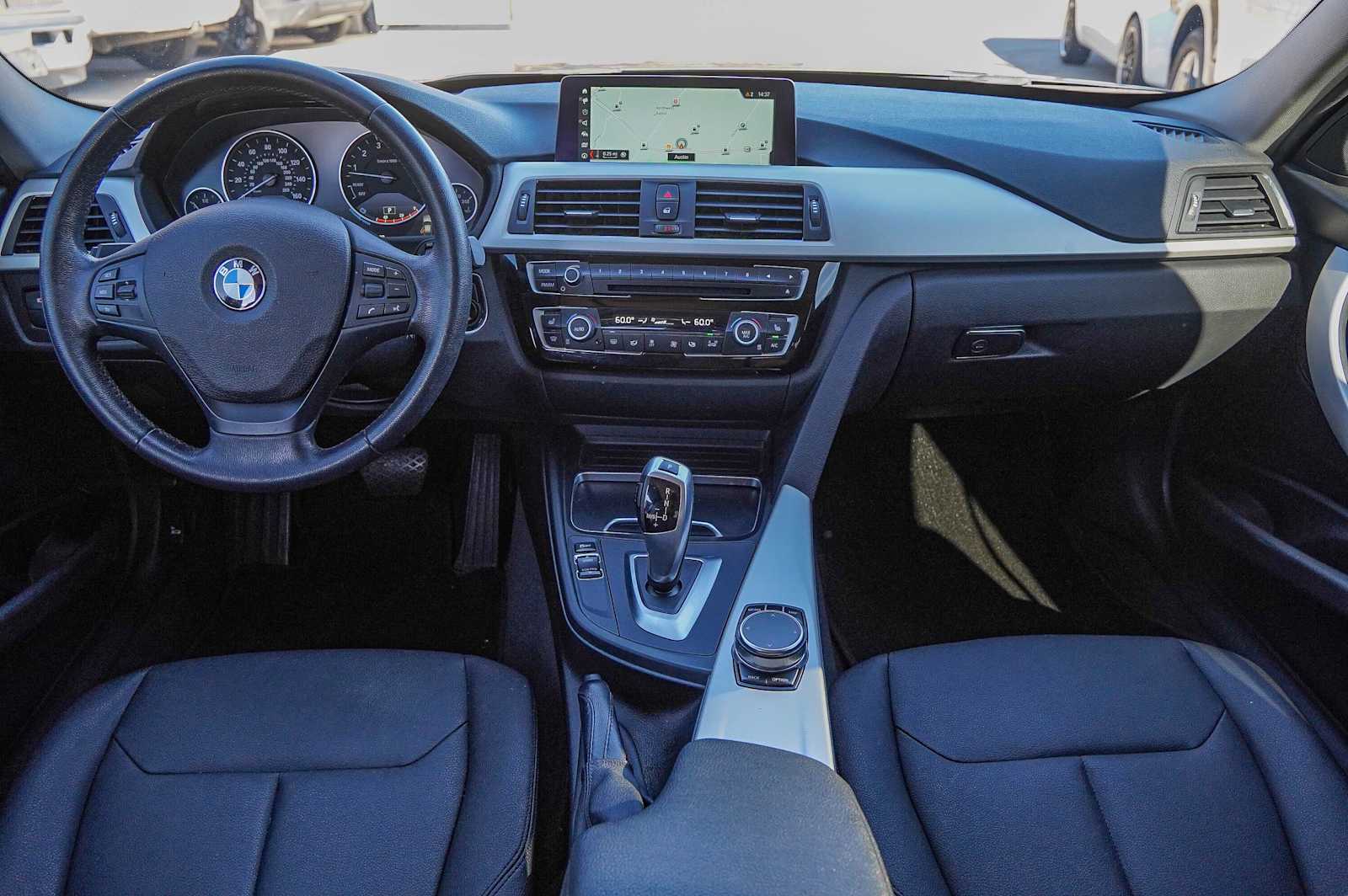 Thumbnail: 2018 BMW 3 Series - 27