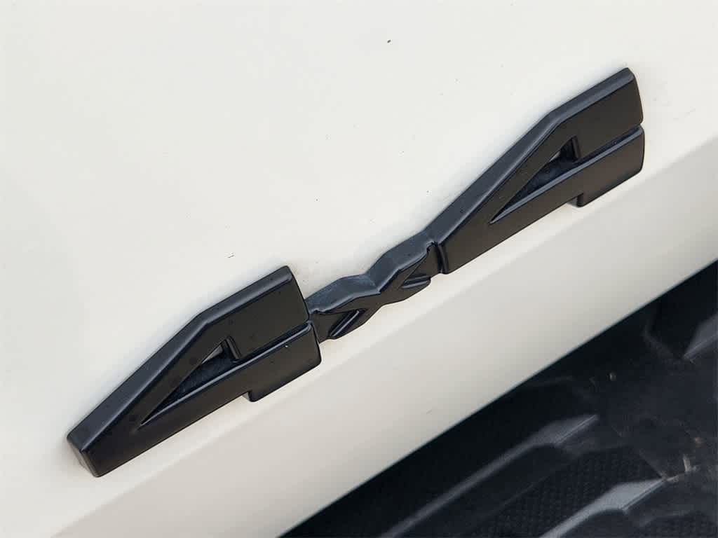 Thumbnail: 2022 Toyota Tundra - 11