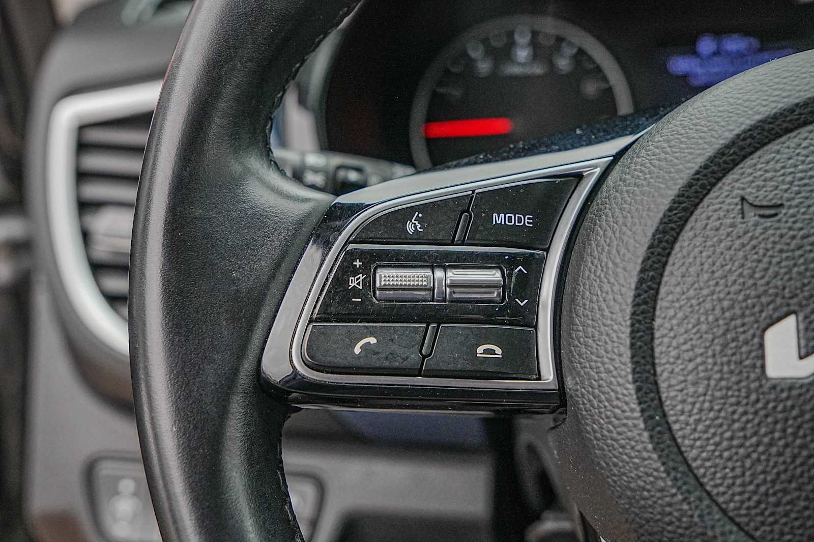 Thumbnail: 2023 Kia Seltos - 13