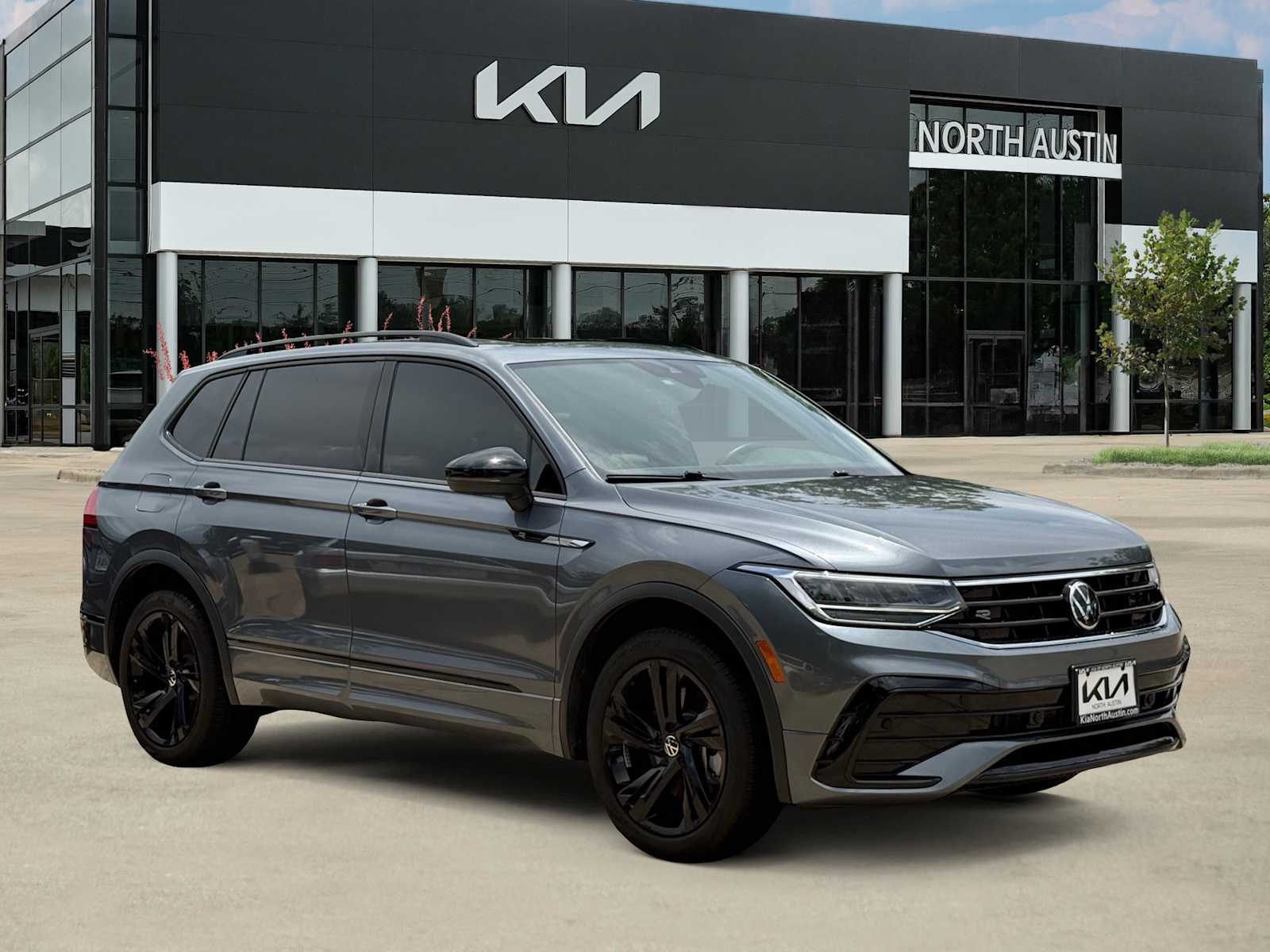 Thumbnail: 2024 Volkswagen Tiguan - 5