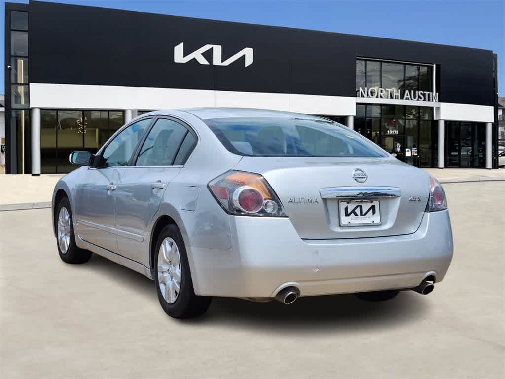 Thumbnail: 2011 Nissan Altima - 5