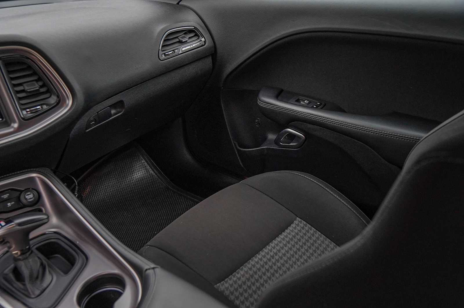 Thumbnail: 2020 Dodge Challenger - 26