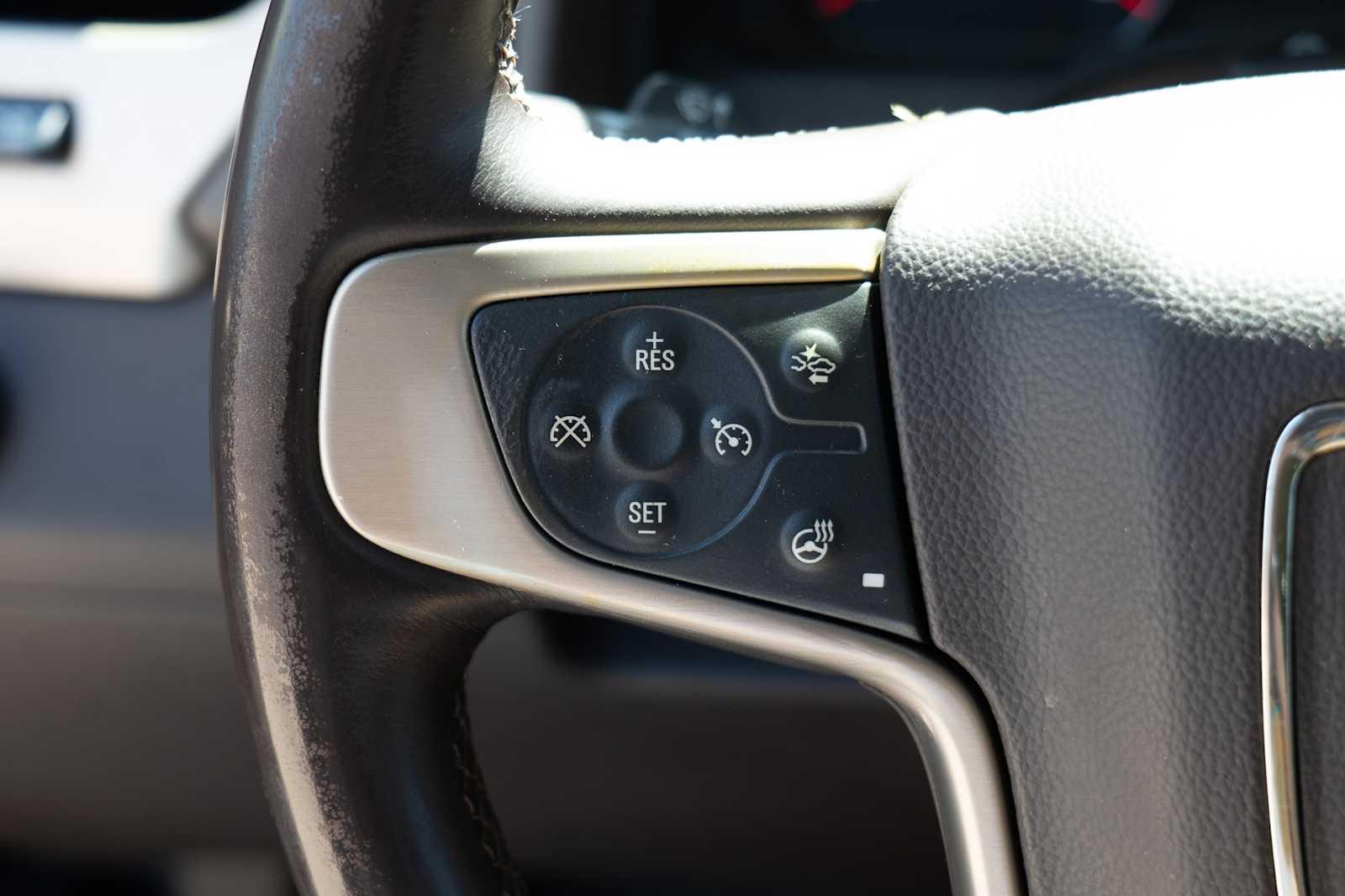 Thumbnail: 2015 GMC Yukon - 13