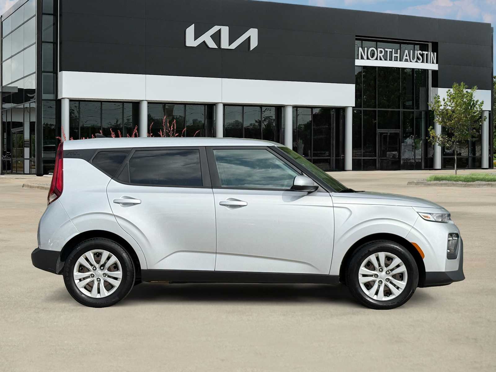 Thumbnail: 2020 Kia Soul - 7