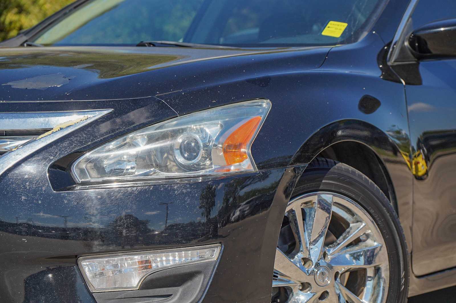 2013 Nissan Altima 2.5 SV photo 2
