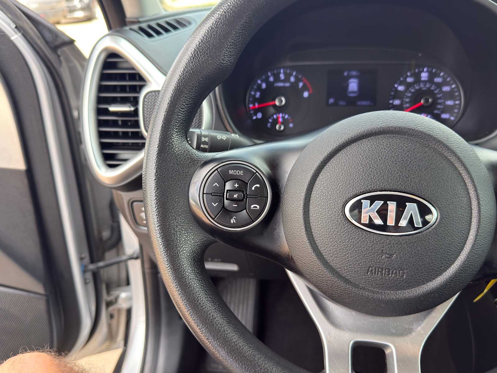 Thumbnail: 2020 Kia Soul - 20