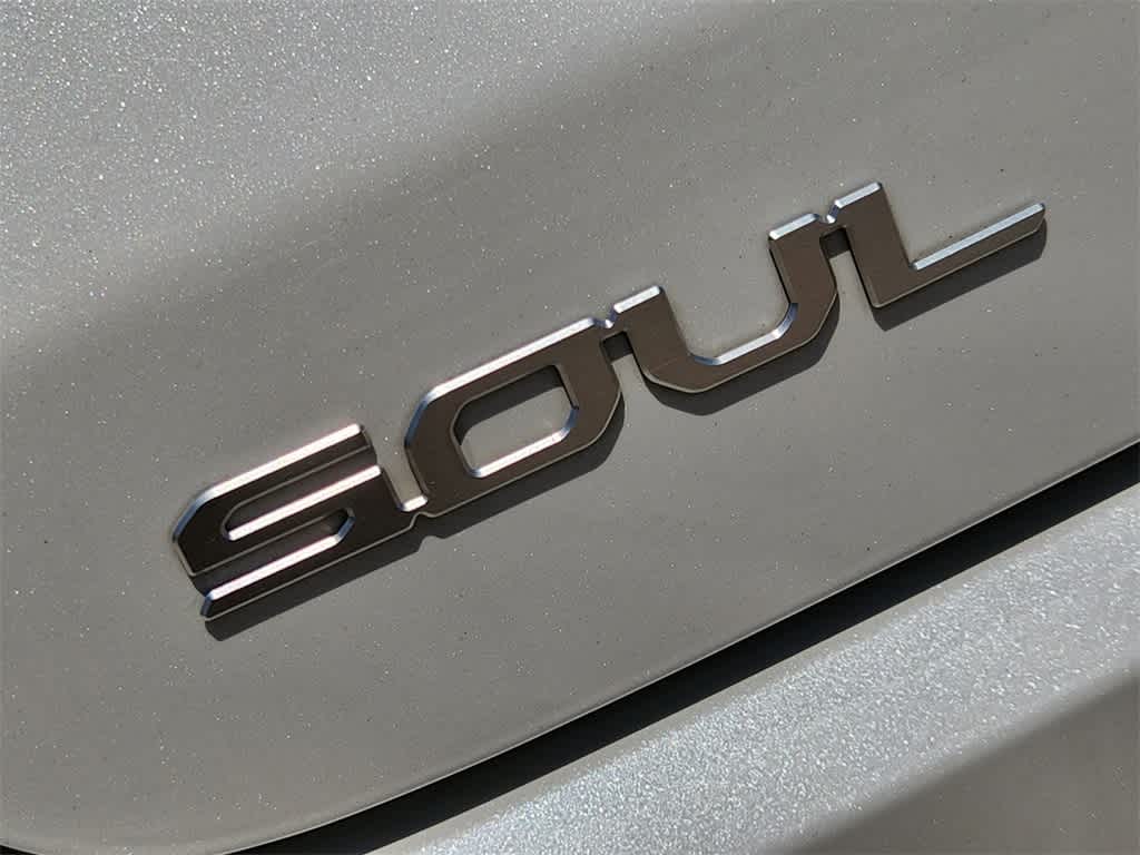 Thumbnail: 2023 Kia Soul - 11