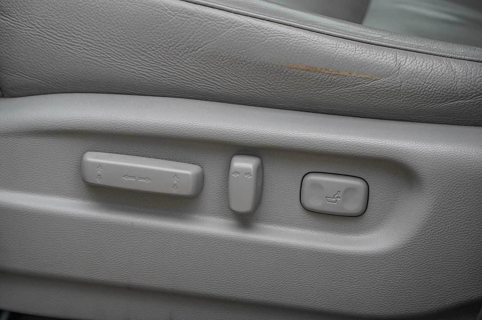 Thumbnail: 2018 Honda Pilot - 25