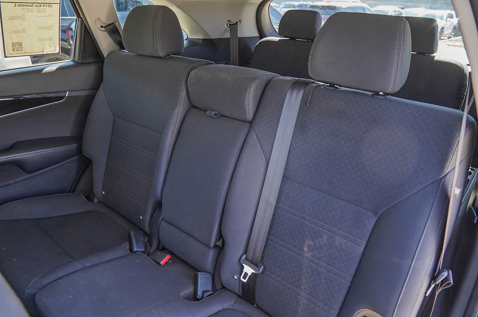 Thumbnail: 2019 Kia Sorento - 29