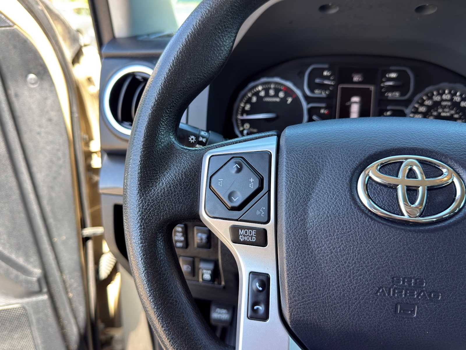 Thumbnail: 2019 Toyota Tundra - 22