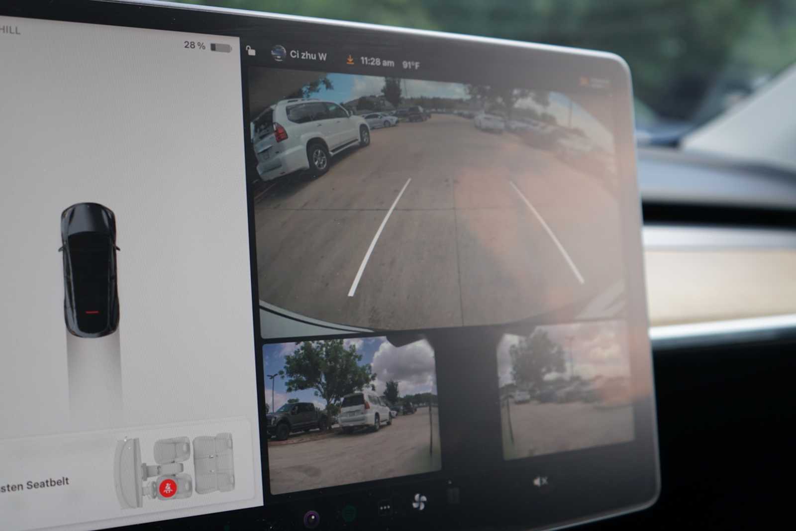 2022 Tesla Model Y Long Range - Photo 11