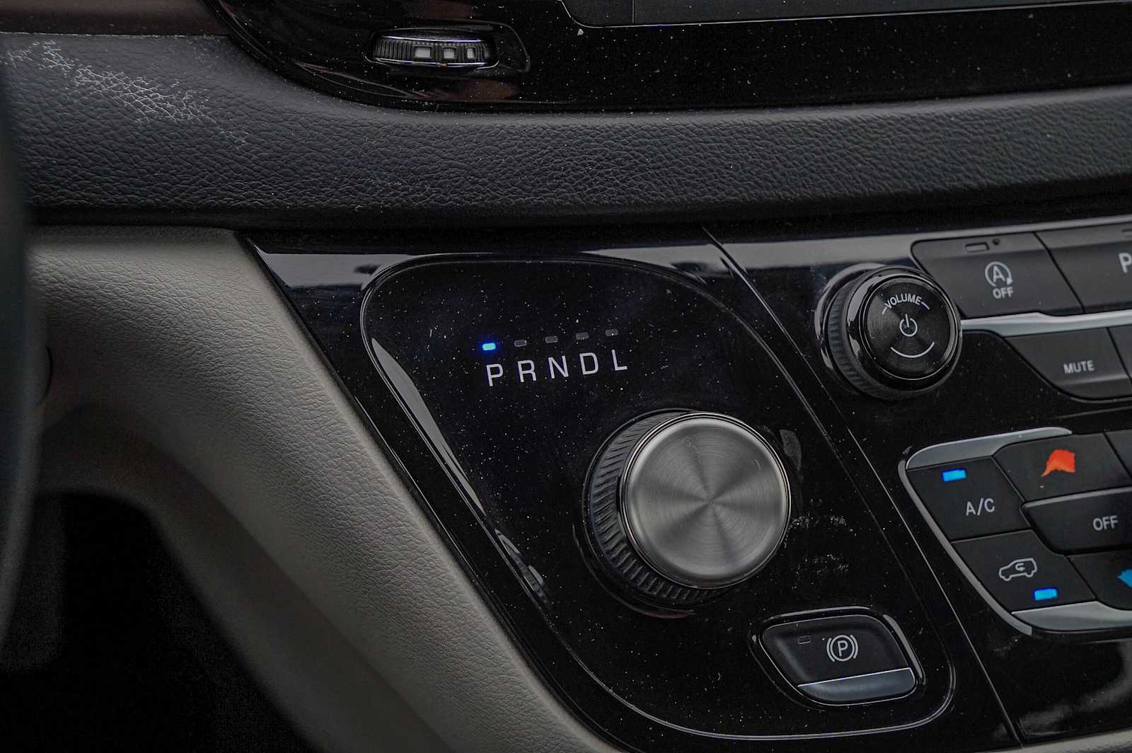 Thumbnail: 2018 Chrysler Pacifica - 23