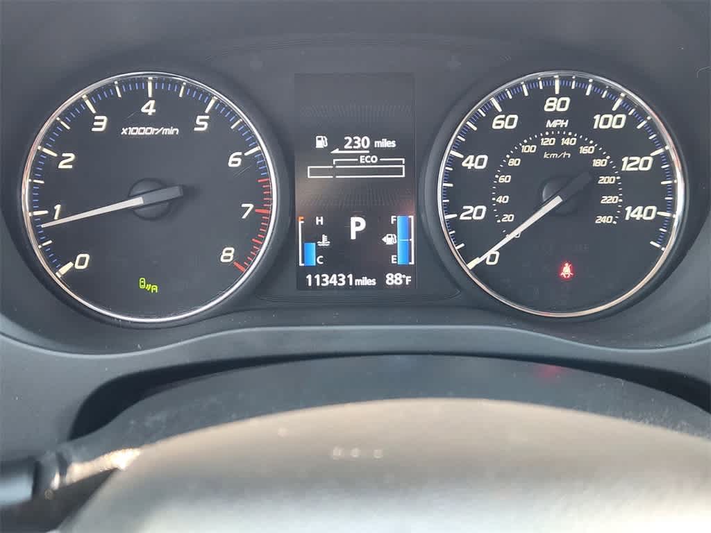 Thumbnail: 2019 Mitsubishi Outlander - 15