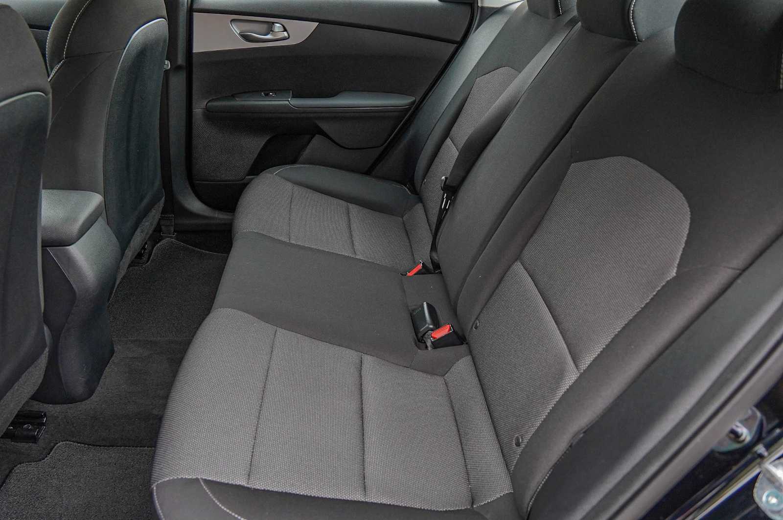 Thumbnail: 2024 Kia Forte - 27