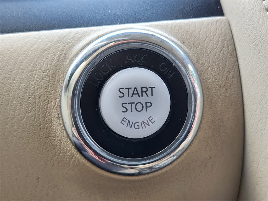 2015 INFINITI QX80  21