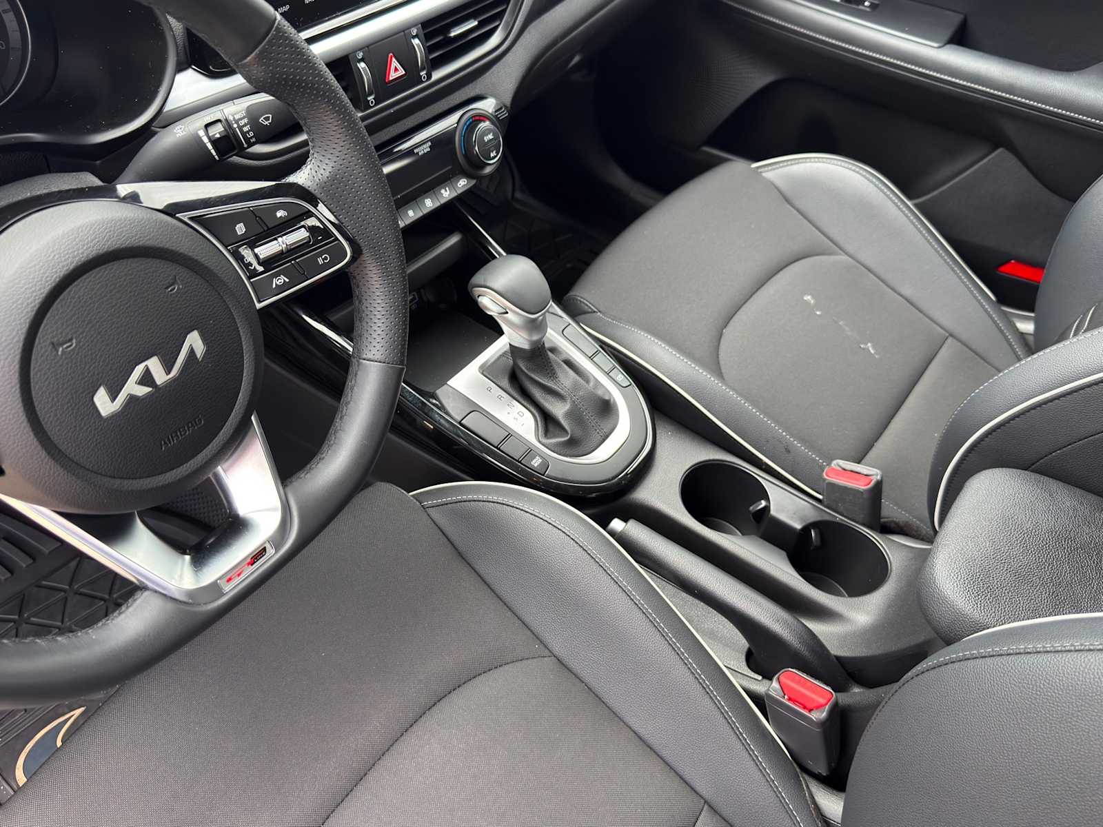 Thumbnail: 2023 Kia Forte - 13