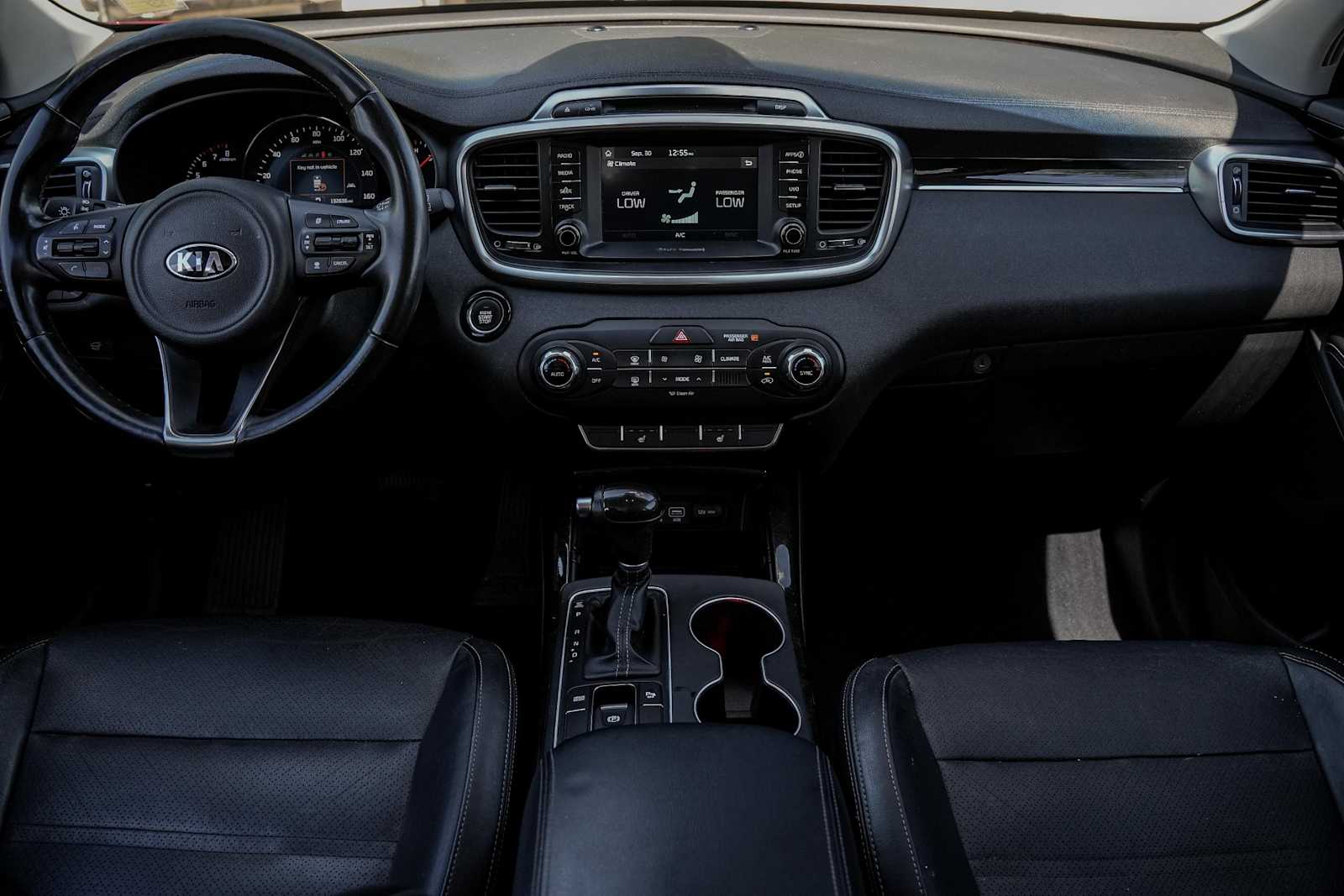 Thumbnail: 2018 Kia Sorento - 24