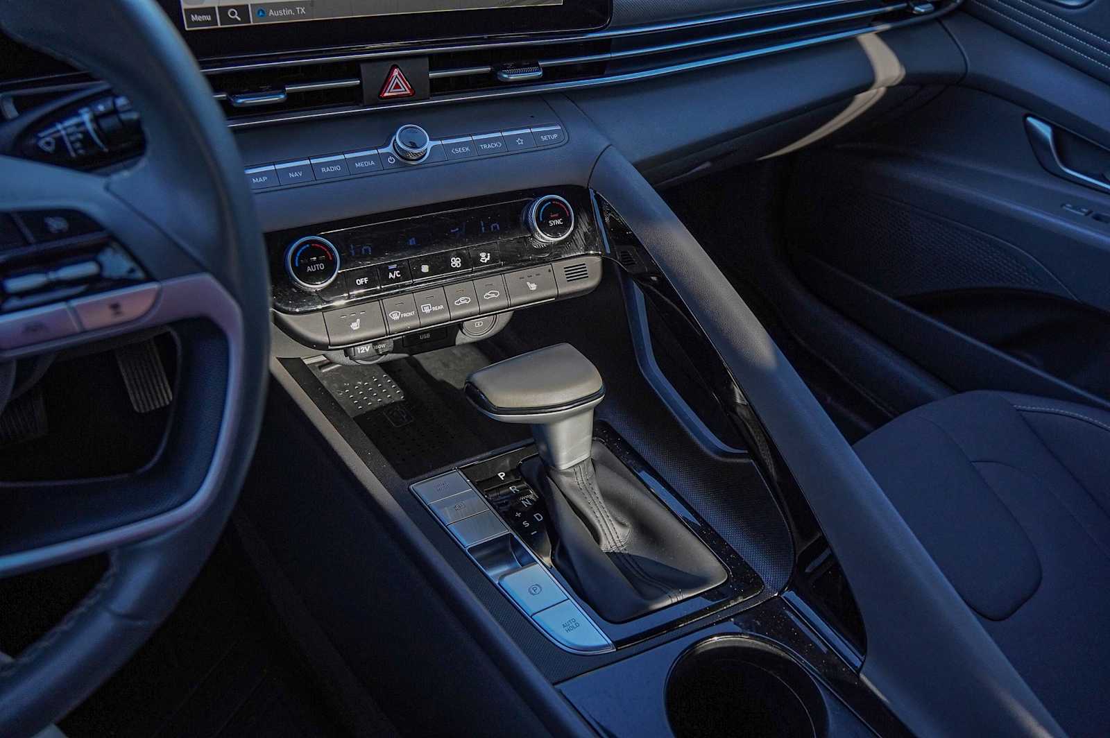 Thumbnail: 2023 Hyundai Elantra - 18