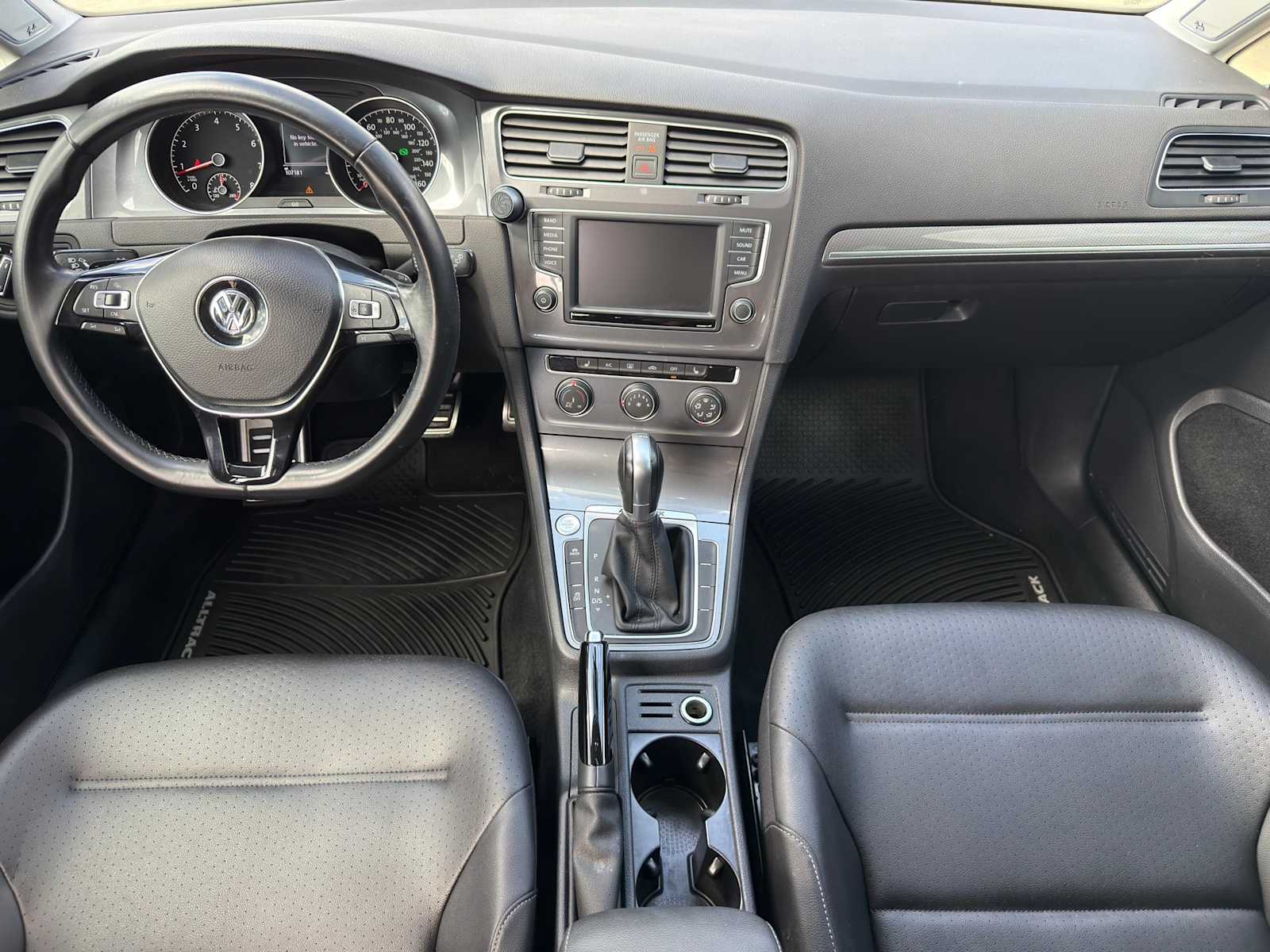 Thumbnail: 2020 Kia Sorento - 26