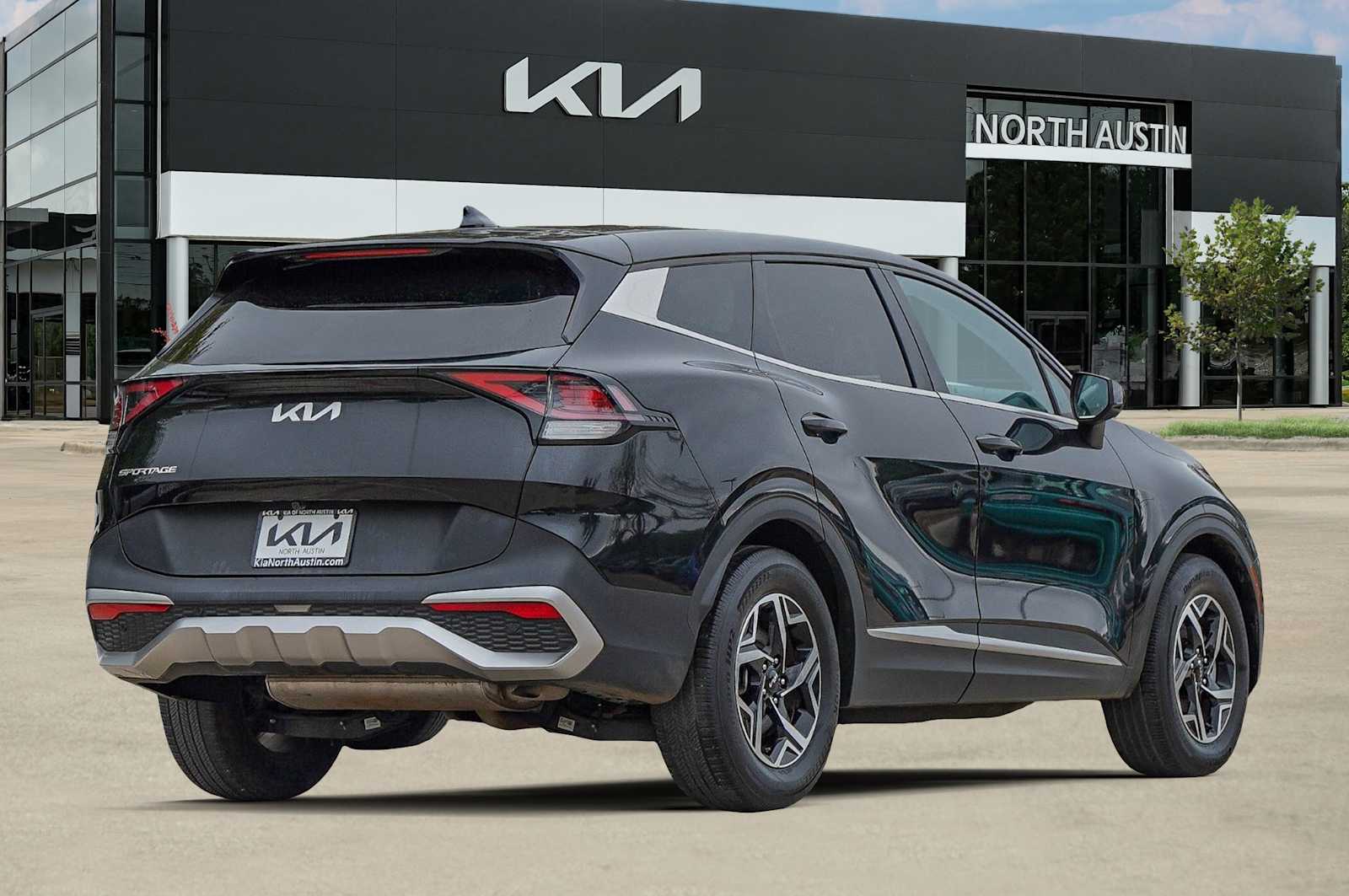 Thumbnail: 2023 Kia Sportage - 6