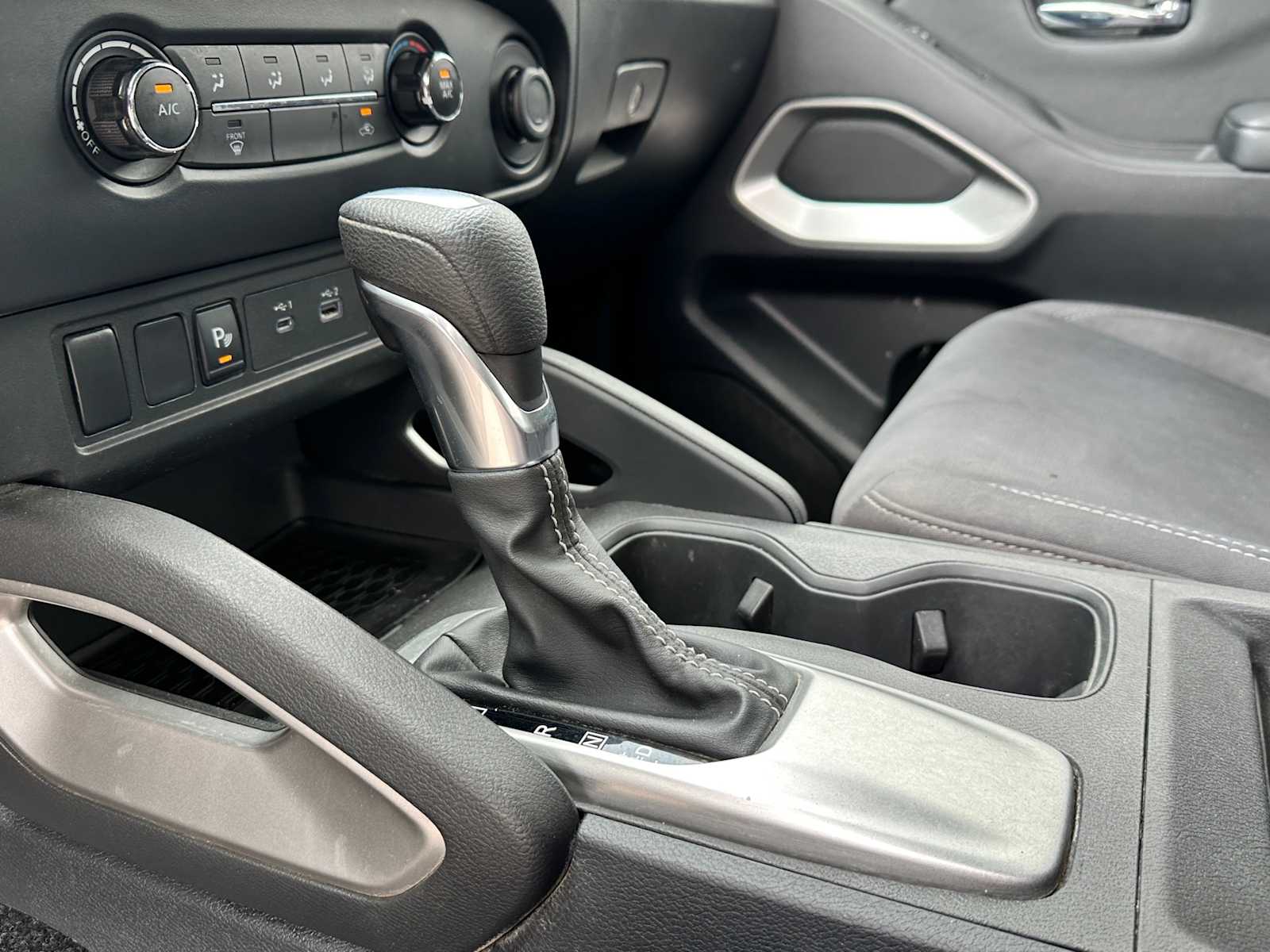 Thumbnail: 2022 Nissan Frontier - 11