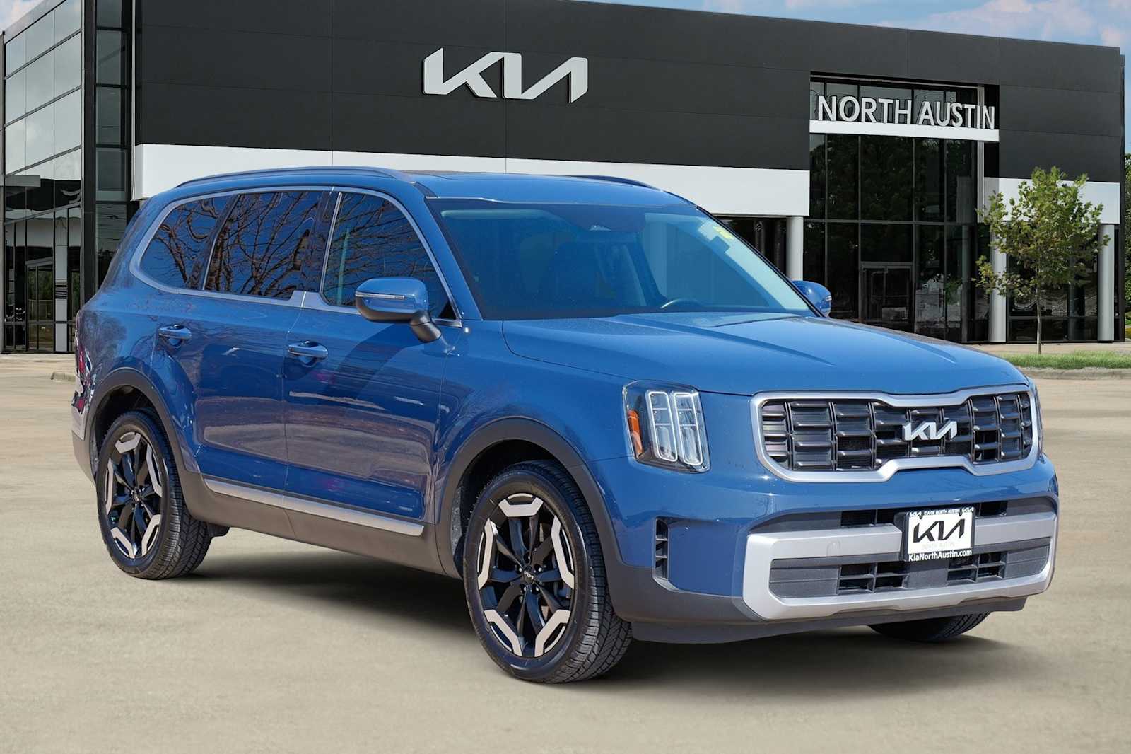 Thumbnail: 2023 Kia Telluride - 7