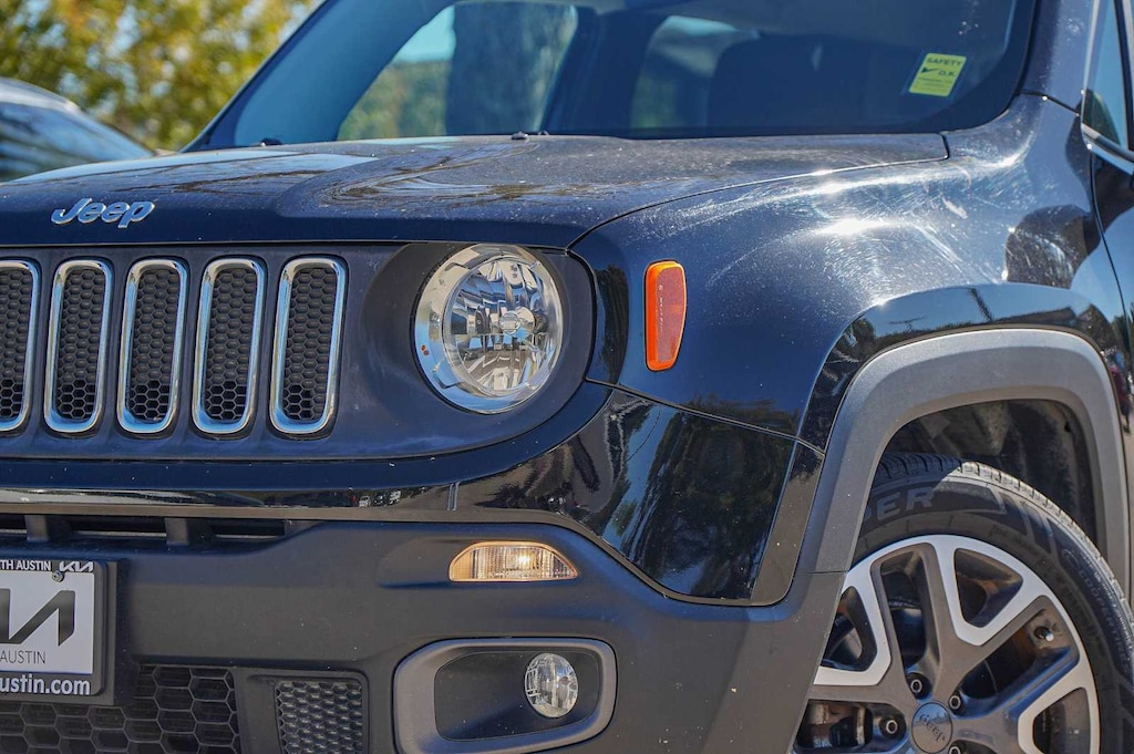 Used 2015 Jeep Renegade Latitude FWD SUV