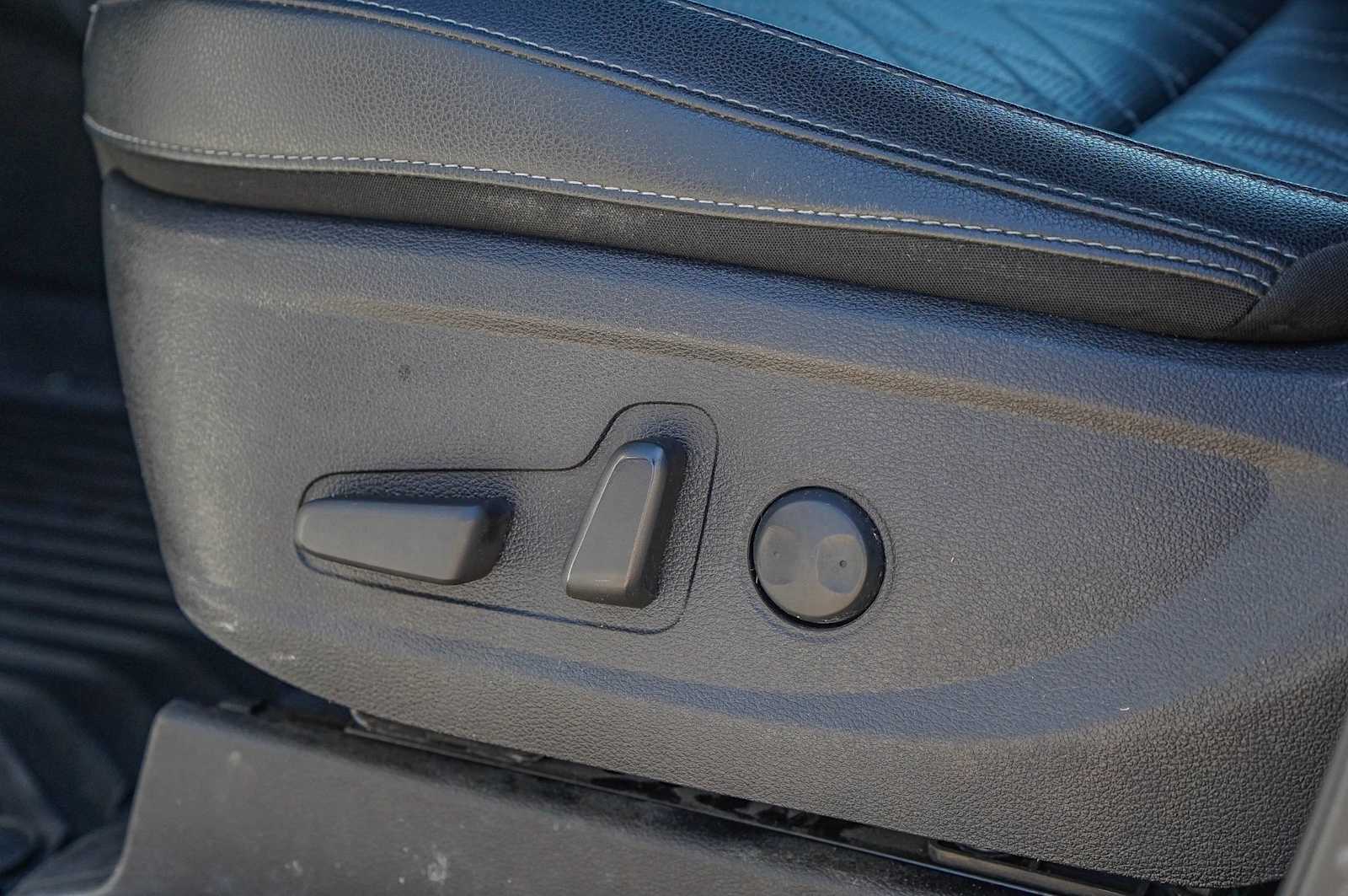 Thumbnail: 2024 Kia Telluride - 26