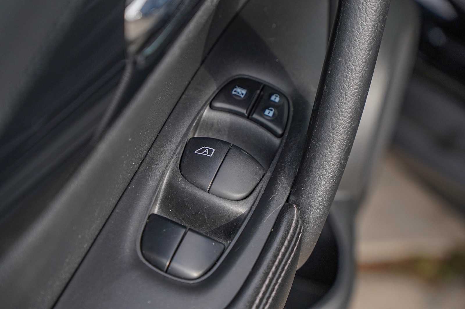 Thumbnail: 2019 Nissan Rogue - 22