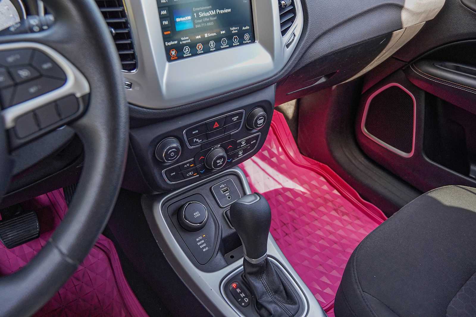 Thumbnail: 2019 Jeep Compass - 18