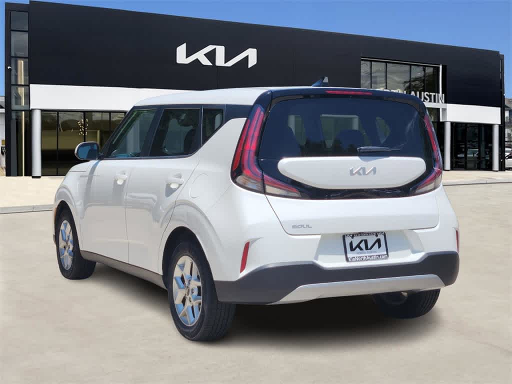 Thumbnail: 2023 Kia Soul - 5