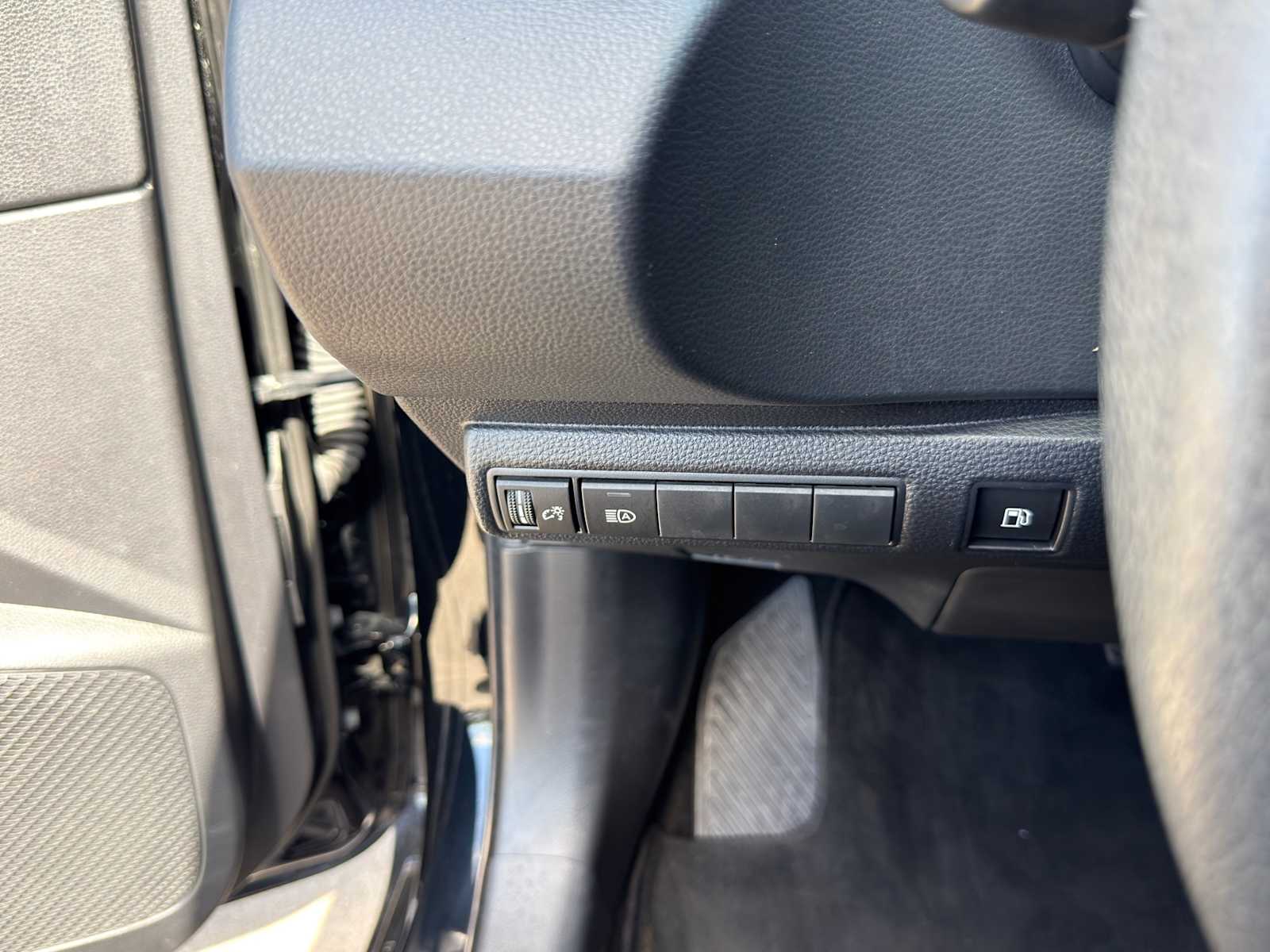 Thumbnail: 2024 Toyota Corolla - 17