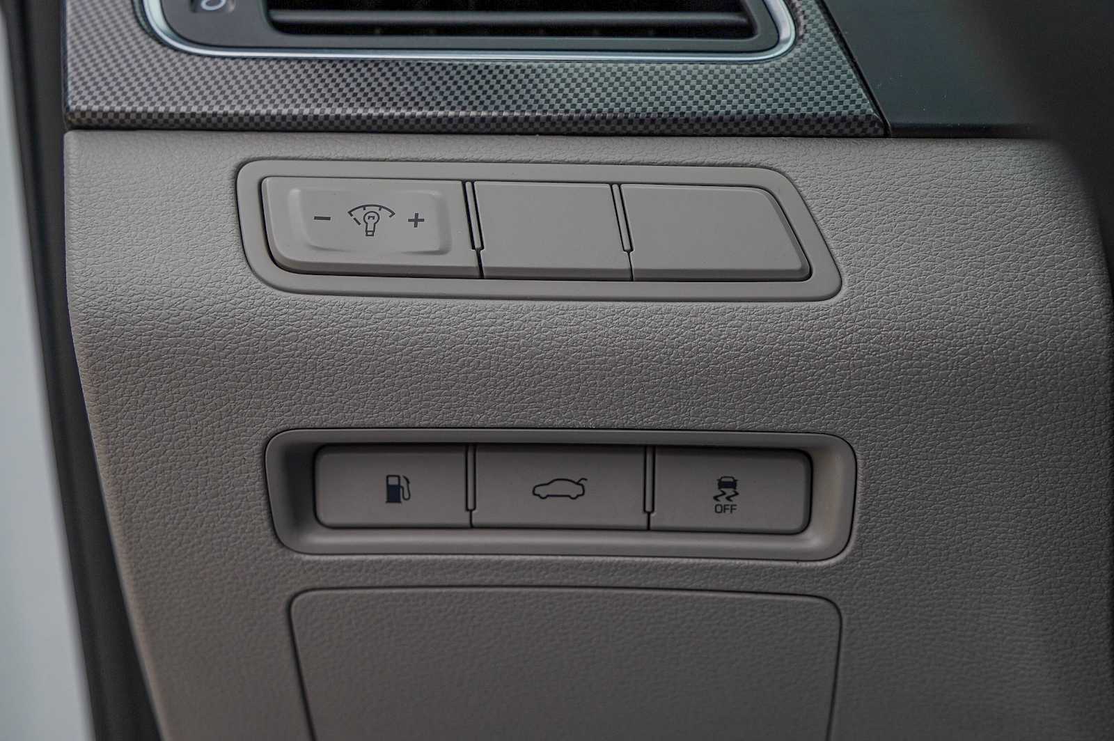 Thumbnail: 2015 Hyundai Sonata - 20