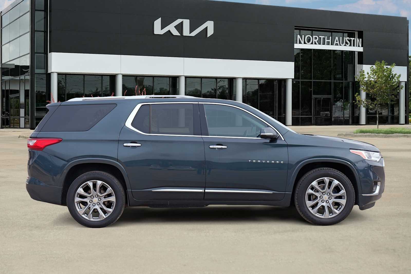 Thumbnail: 2018 Chevrolet Traverse - 7