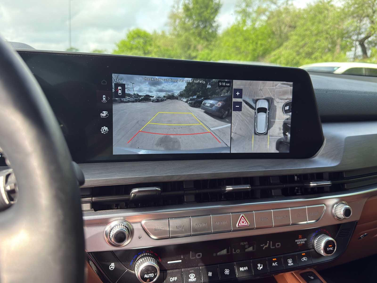 Thumbnail: 2024 Kia Telluride - 16