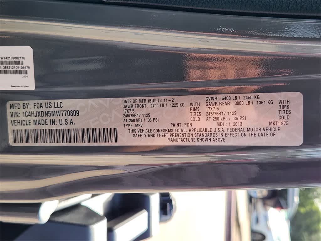 Thumbnail: 2021 Jeep Wrangler - 32