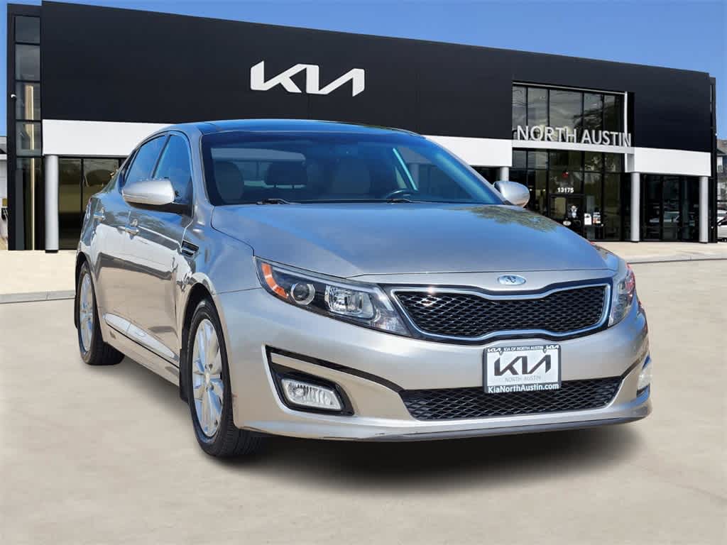 Thumbnail: 2015 Kia Optima - 3