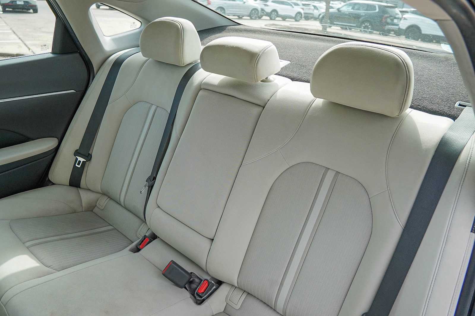 Thumbnail: 2022 Hyundai Sonata - 30