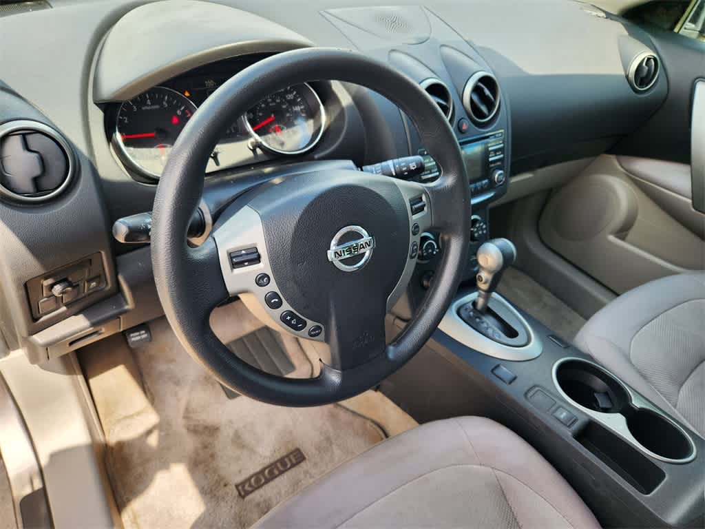 Thumbnail: 2014 Nissan Rogue - 2
