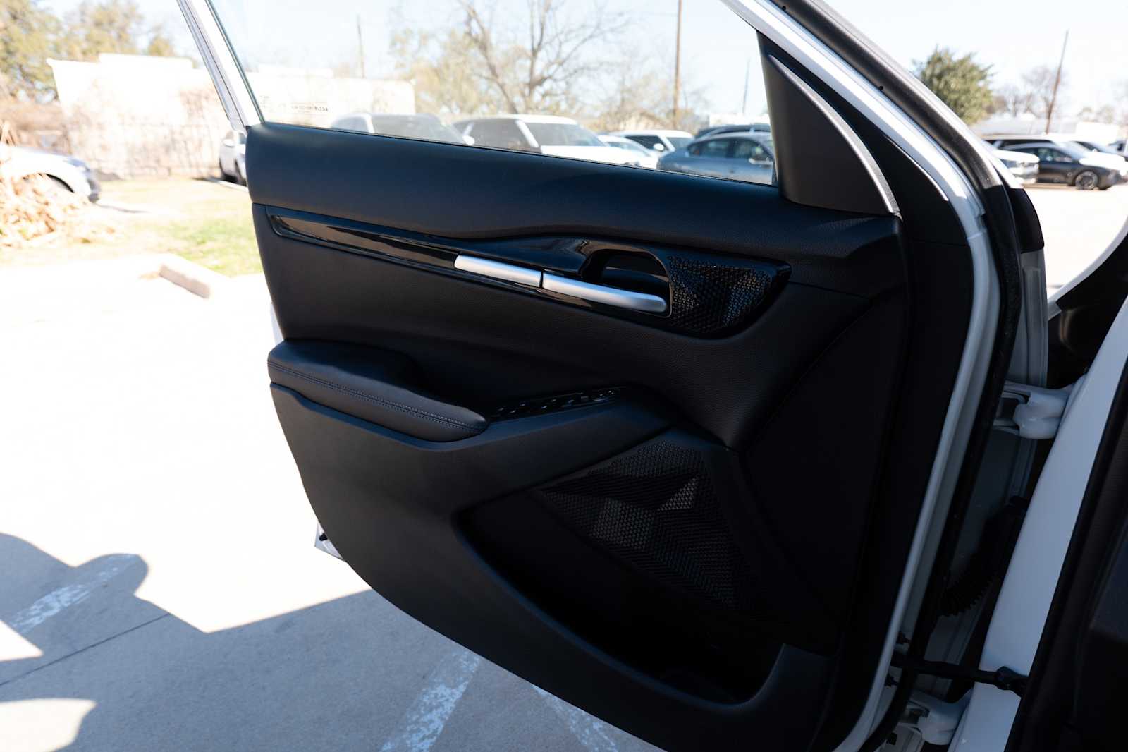 Thumbnail: 2023 Kia Seltos - 19