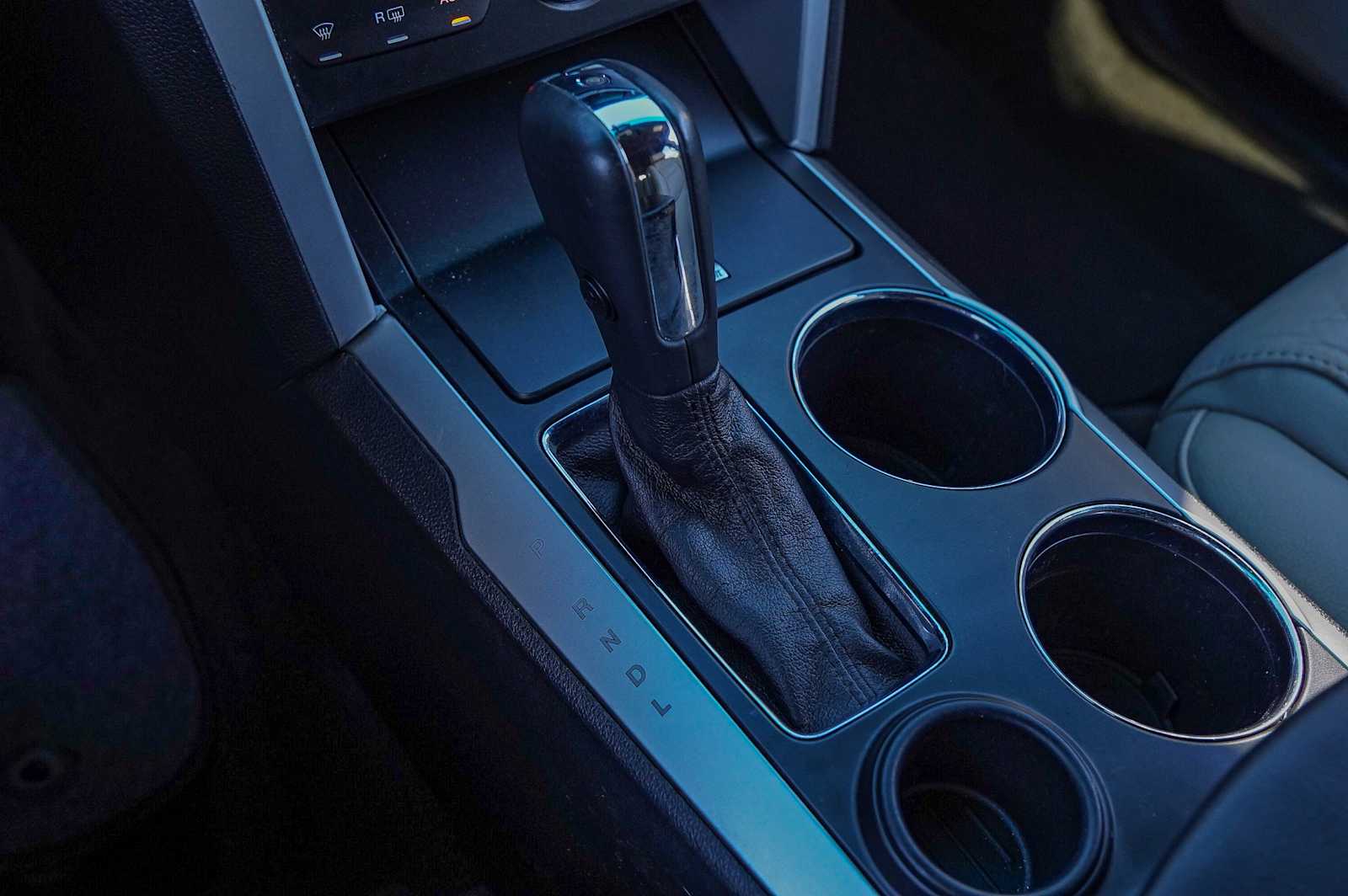 Thumbnail: 2012 Ford Explorer - 20