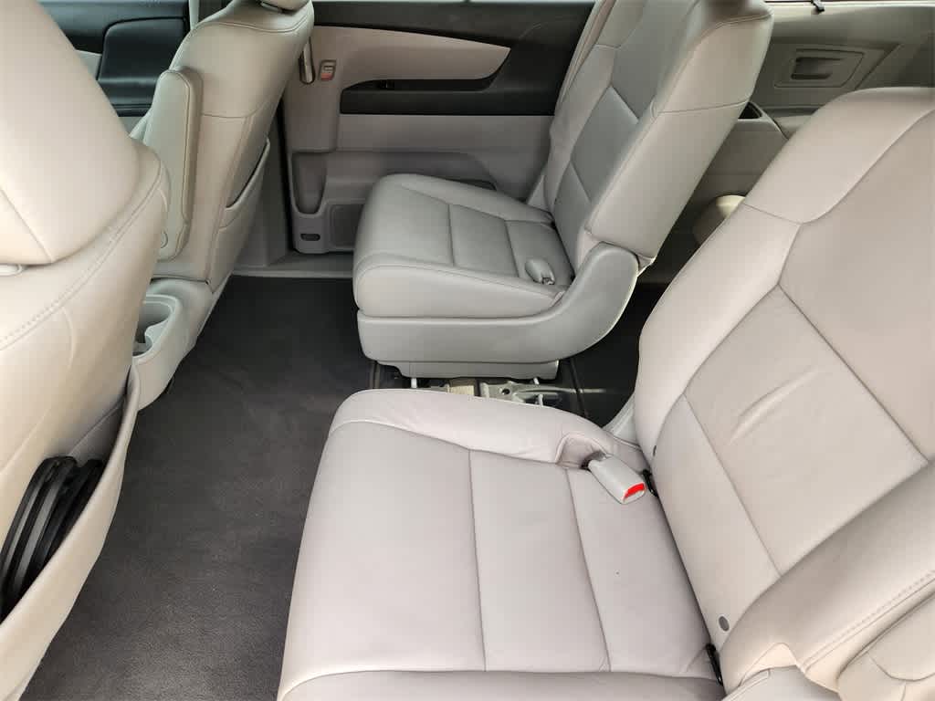 Thumbnail: 2013 Honda Odyssey - 32