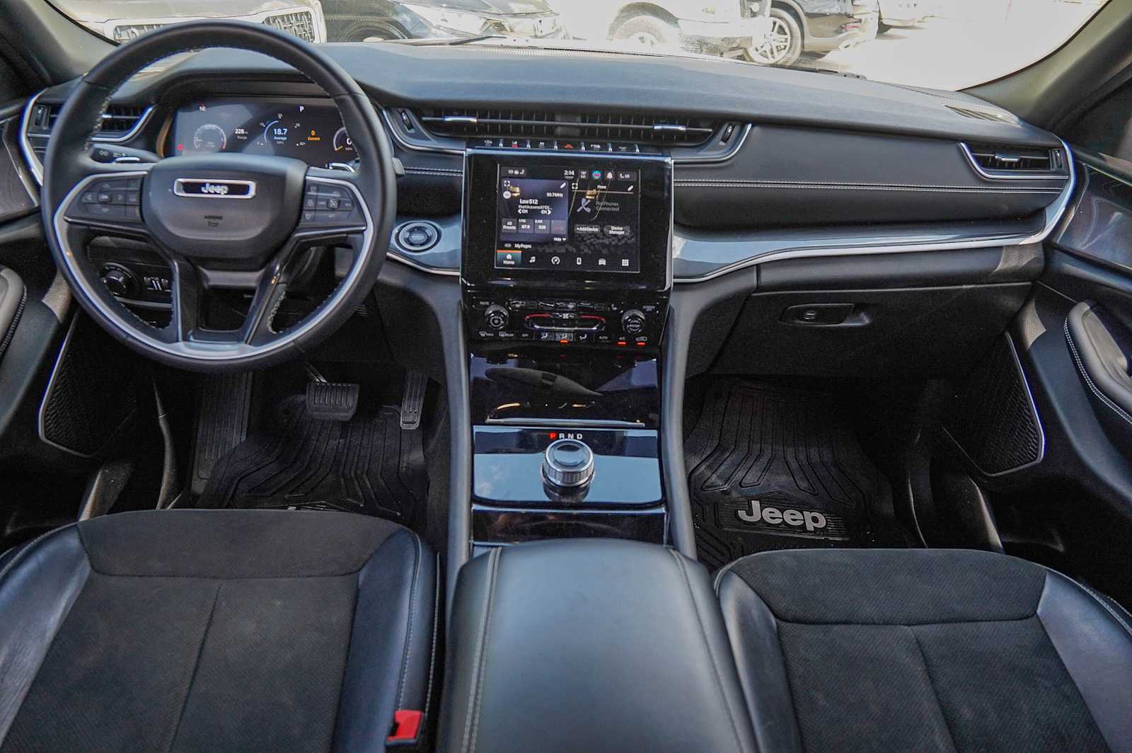 Thumbnail: 2022 Jeep Grand Cherokee - 25