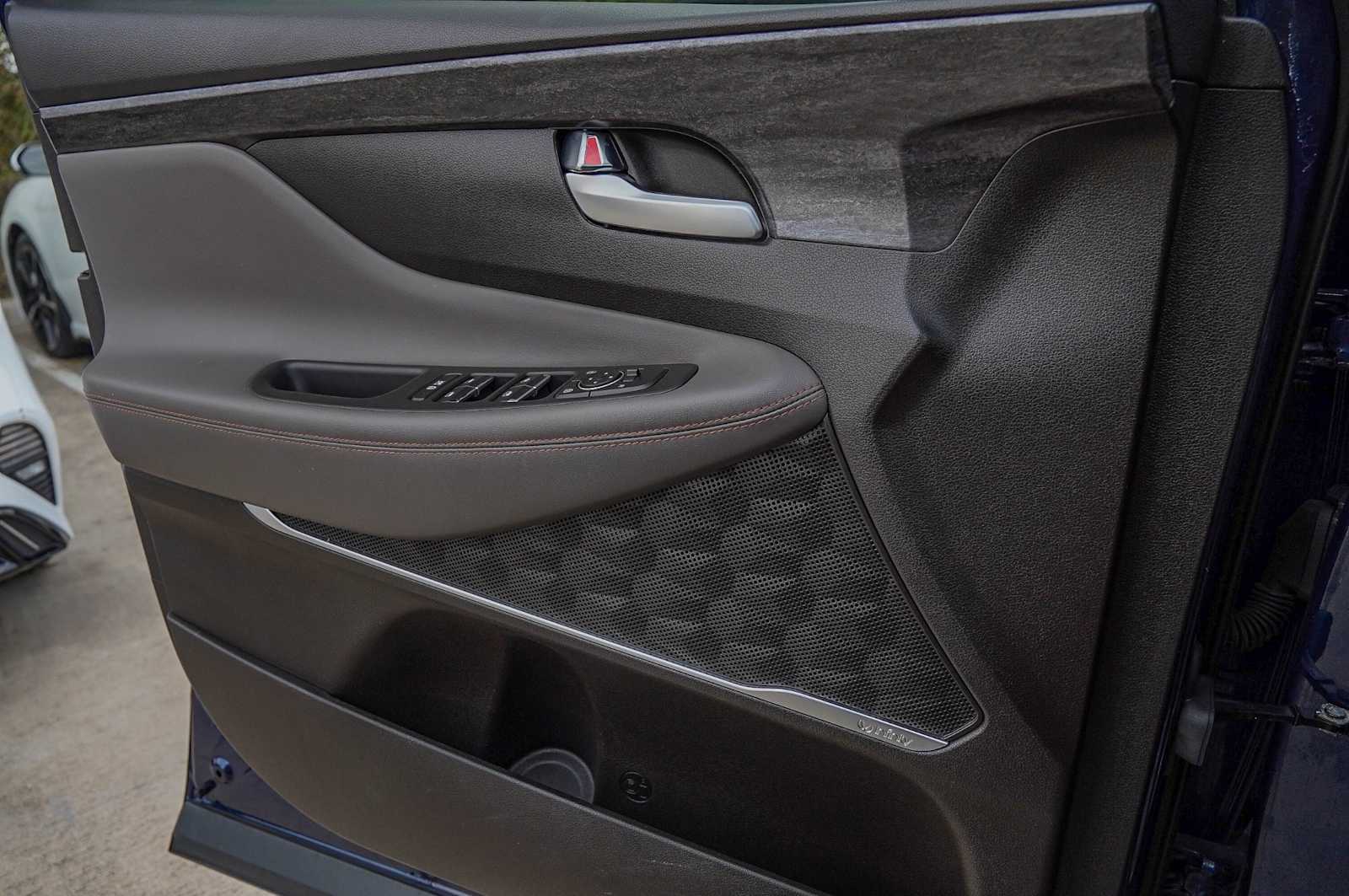 Thumbnail: 2019 Hyundai Santa Fe - 23