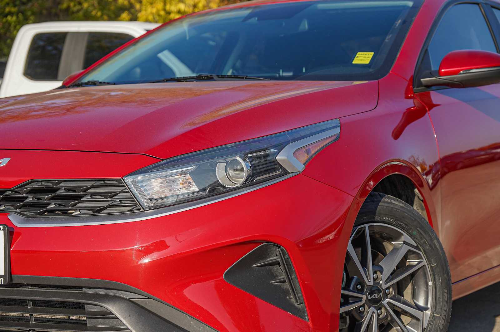 Thumbnail: 2022 Kia Forte - 3