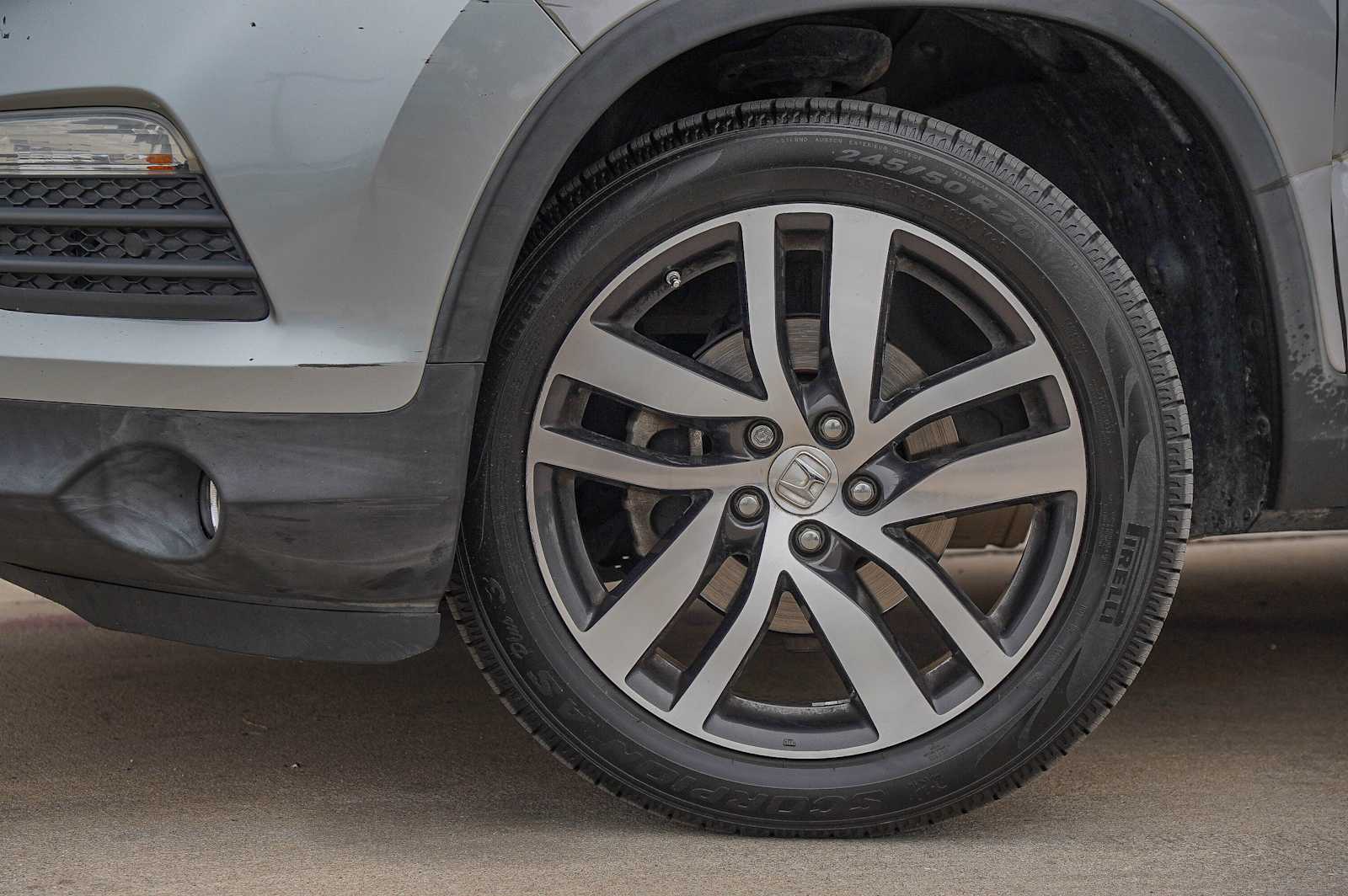 Thumbnail: 2018 Honda Pilot - 2